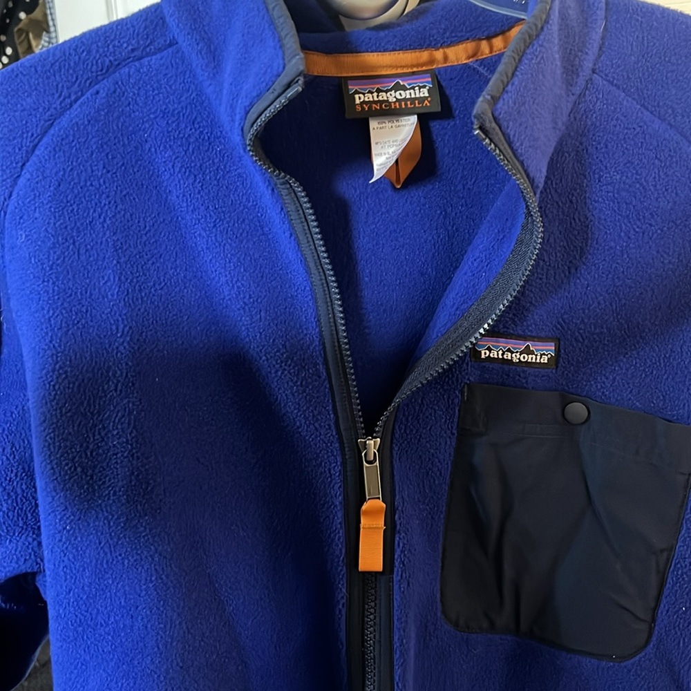 Men’s full zip Patagonia- gently used